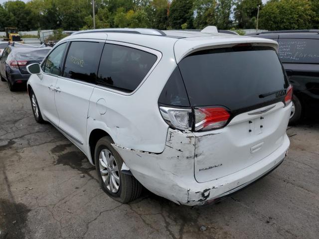 Photo 3 from auction – 2018 CHRYSLER PACIFICA T with VIN 2C4RC1BG5JR288085