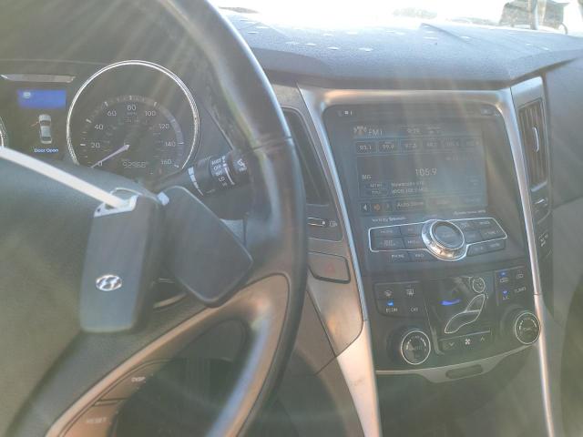 Photo 9 from auction – 2014 HYUNDAI SONATA HYB with VIN KMHEC4A48EA109910