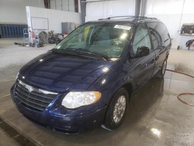 Photo 2 from auction – 2006 CHRYSLER TOWN & COU with VIN 2A4GP44R76R794806