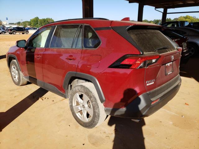 Photo 3 from auction – 2021 TOYOTA RAV4 XLE with VIN JTMW1RFVXMD073082