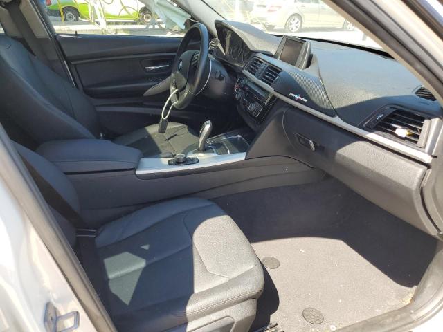 Photo 5 from auction – 2018 BMW 320 I with VIN WBA8E1G55JNU91744