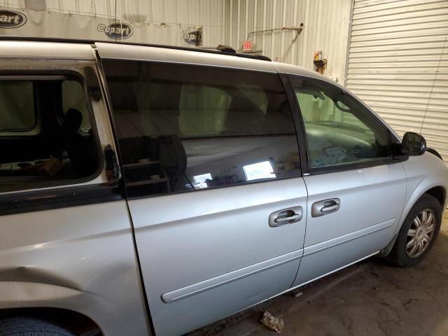 Photo 10 from auction – 2004 DODGE GRAND CARA with VIN 2D4GP44L24R563748