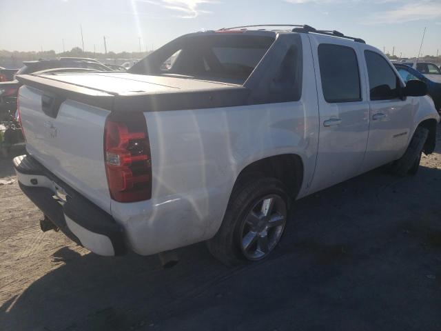 Photo 4 from auction – 2011 CHEVROLET AVALANCHE with VIN 3GNTKEE31BG310560