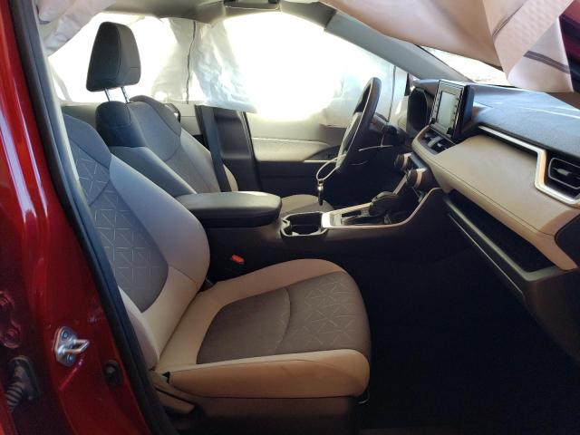 Photo 5 from auction – 2021 TOYOTA RAV4 XLE with VIN JTMW1RFVXMD073082