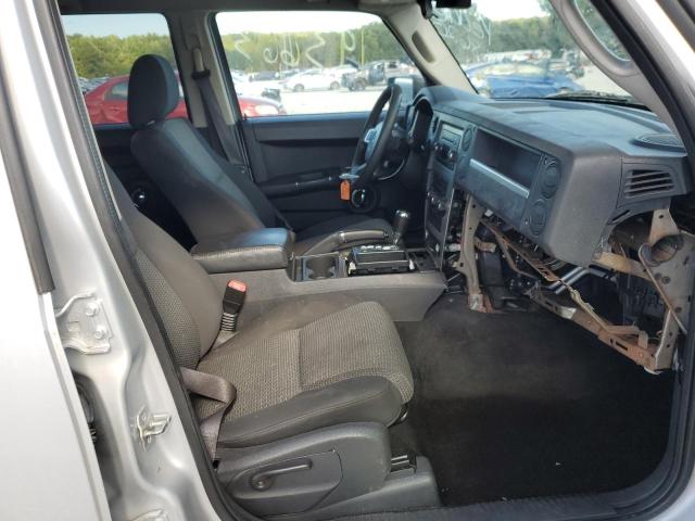 Photo 5 from auction – 2010 JEEP COMMANDER with VIN 1J4RH4GK1AC118289