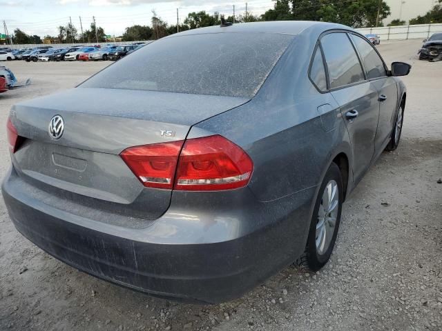 Photo 4 from auction – 2015 VOLKSWAGEN PASSAT S with VIN 1VWAS7A35FC043902