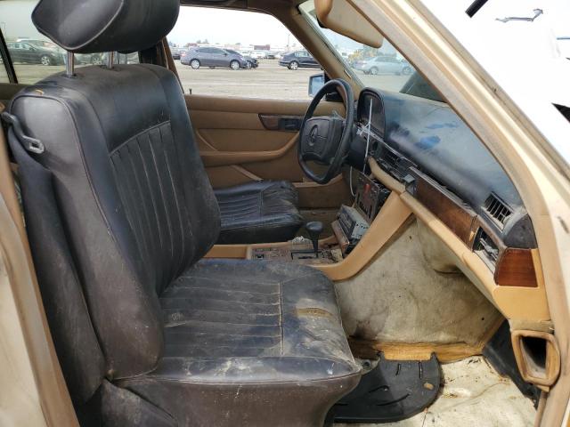 Photo 5 from auction – 1985 MERCURY 300D with VIN WDBCB20C1FA130237