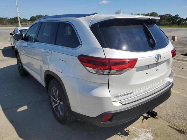 Photo 3 from auction – 2019 TOYOTA HIGHLANDER with VIN 5TDKZRFH4KS332863