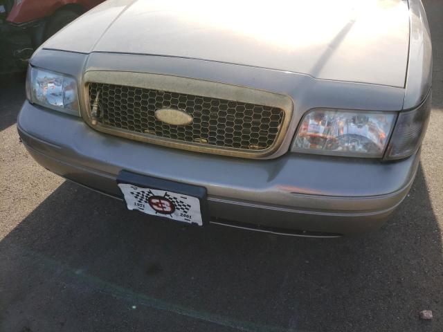 Photo 9 from auction – 2011 FORD CROWN VICT with VIN 2FABP7BV6BX139677
