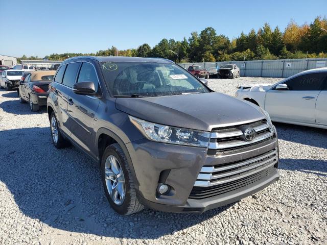 TOYOTA HIGHLANDER 2017 with VIN 5TDYZRFH8HS205231 - Photo from auction
