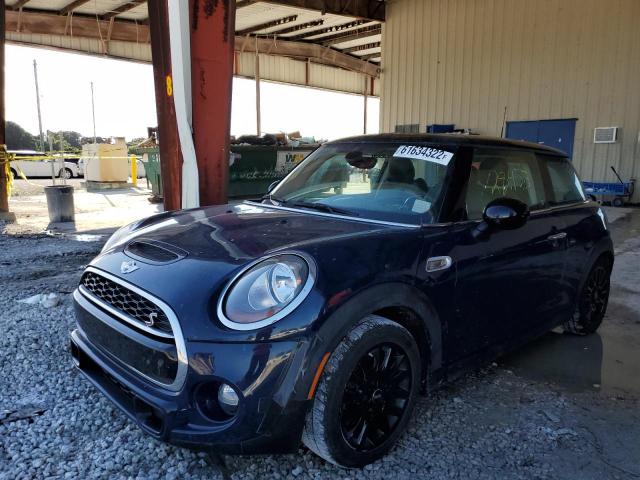 Photo 2 from auction – 2018 MINI COOPER S with VIN WMWXP7C5XJ2A49321