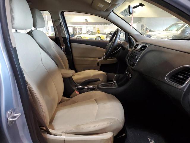 Photo 5 from auction – 2013 CHRYSLER 200 LX with VIN 1C3CCBAB2DN588870