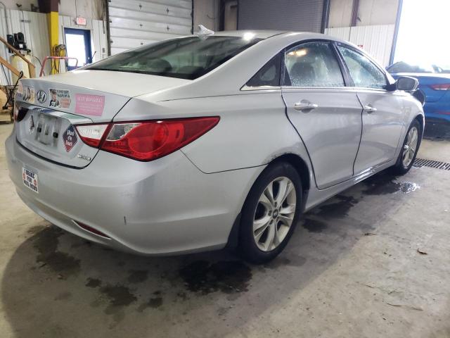 Photo 4 from auction – 2011 HYUNDAI SONATA SE with VIN 5NPEC4AC8BH291768