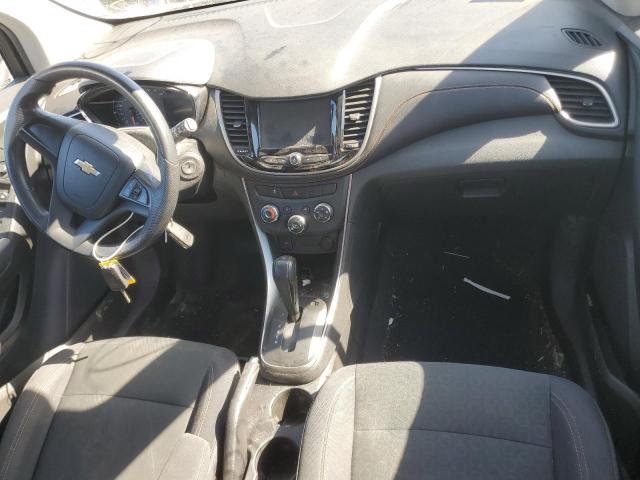 Photo 9 from auction – 2017 CHEVROLET TRAX LS with VIN 3GNCJKSB9HL227424