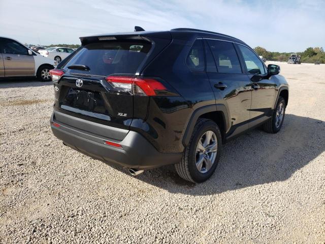 Photo 4 from auction – 2022 TOYOTA RAV4 XLE with VIN 2T3W1RFV9NC181506
