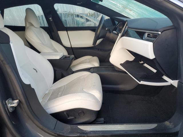 Photo 5 from auction – 2017 TESLA MODEL S with VIN 5YJSA1E16HF188968