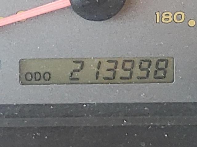 Zdjęcie 8 z aukcji – 2002 TOYOTA SEQUOIA z VIN 5TDZT34A32S094118