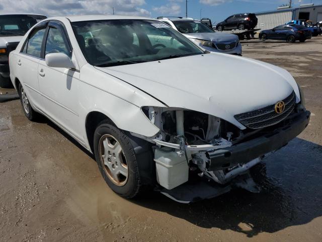 TOYOTA CAMRY LE 2003 with VIN 4T1BF32K93U042991 - Photo from auction