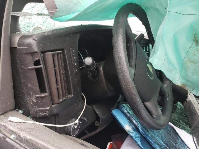 Photo 8 from auction – 2018 CHEVROLET EXPRESS G2 with VIN 1GCWGAFP3J1208109
