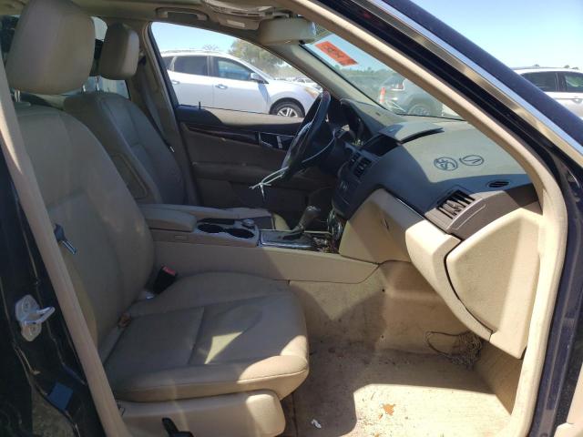 Photo 5 from auction – 2011 MERCEDES-BENZ C 300 with VIN WDDGF5EB7BR155525