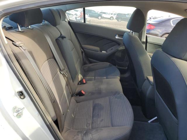 Photo 6 from auction – 2017 KIA FORTE LX with VIN 3KPFL4A74HE117233