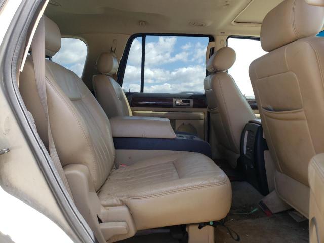 Photo 6 from auction – 2005 LINCOLN NAVIGATOR with VIN 5LMFU27565LJ08682