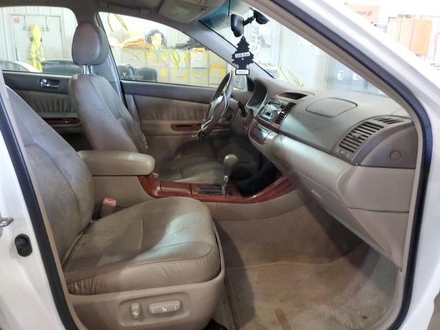 Photo 5 from auction – 2004 TOYOTA CAMRY LE with VIN 4T1BE32K34U311555