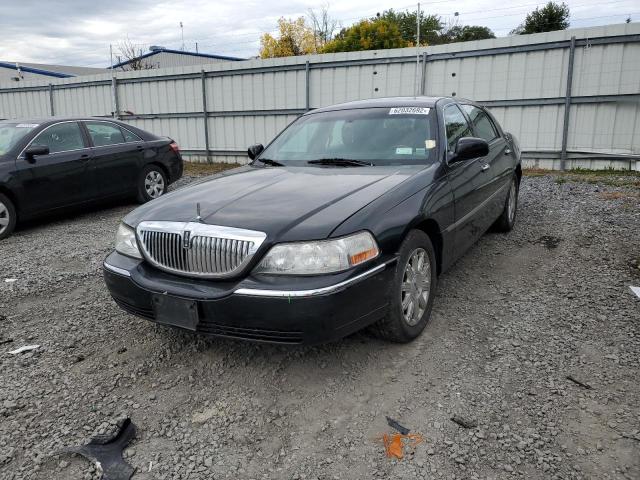 Photo 2 from auction – 2011 LINCOLN TOWN CAR S with VIN 2LNBL8CV4BX765234