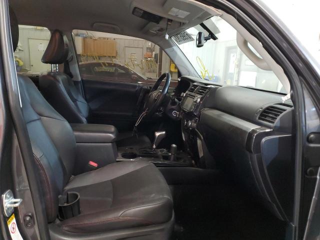 Photo 5 from auction – 2017 TOYOTA 4RUNNER SR with VIN JTEBU5JR7H5423515