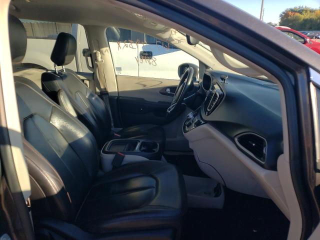 Photo 5 from auction – 2017 CHRYSLER PACIFICA T with VIN 2C4RC1BG1HR513726