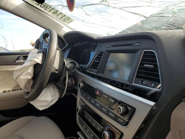 Photo 9 from auction – 2016 HYUNDAI SONATA SE with VIN 5NPE24AF7GH266817