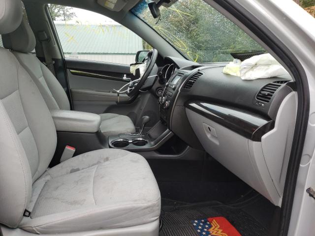 Photo 5 from auction – 2013 KIA SORENTO LX with VIN 5XYKTCA64DG313105