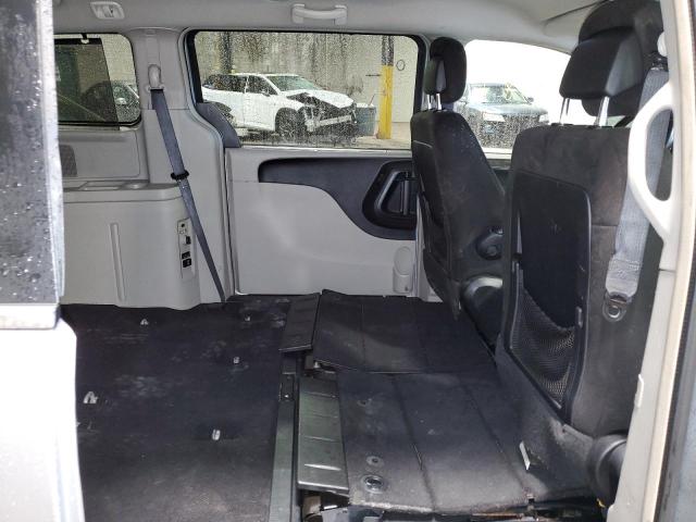 Photo 6 from auction – 2015 CHRYSLER TOWN & COU with VIN 2C4RC1BG7FR754848