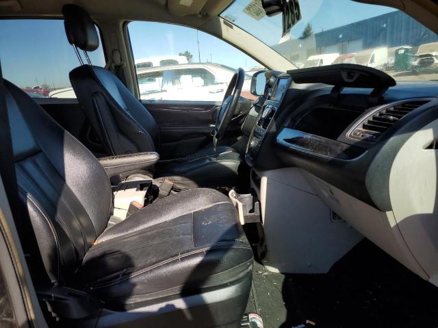Photo 5 from auction – 2014 CHRYSLER TOWN & COU with VIN 2C4RC1BG7ER272914