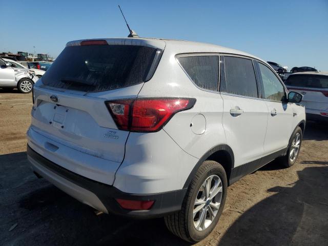 Photo 3 from auction – 2019 FORD ESCAPE SE with VIN 1FMCU0GD9KUB37892