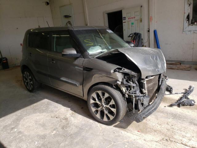 KIA SOUL + 2012 with VIN KNDJT2A61C7370086 - Photo from auction