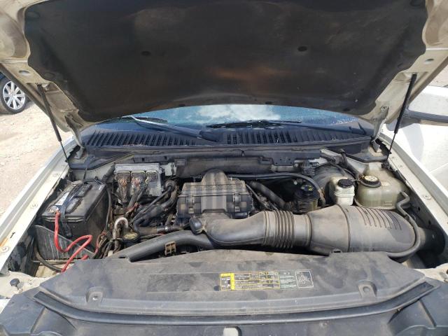 Photo 7 from auction – 2005 LINCOLN NAVIGATOR with VIN 5LMFU27565LJ08682