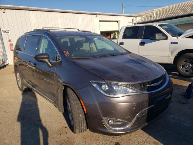 CHRYSLER PACIFICA T 2017 with VIN 2C4RC1BG1HR513726 - Photo from auction