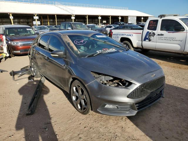 FORD FOCUS ST 2017 con VIN 1FADP3L97HL236024 - Foto de la subasta