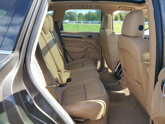 Photo 6 from auction – 2016 PORSCHE CAYENNE with VIN WP1AA2A21GLA03509