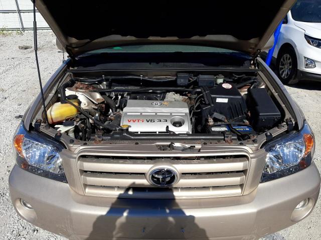 Photo 7 from auction – 2005 TOYOTA HIGHLANDER with VIN JTEEP21AX50114403