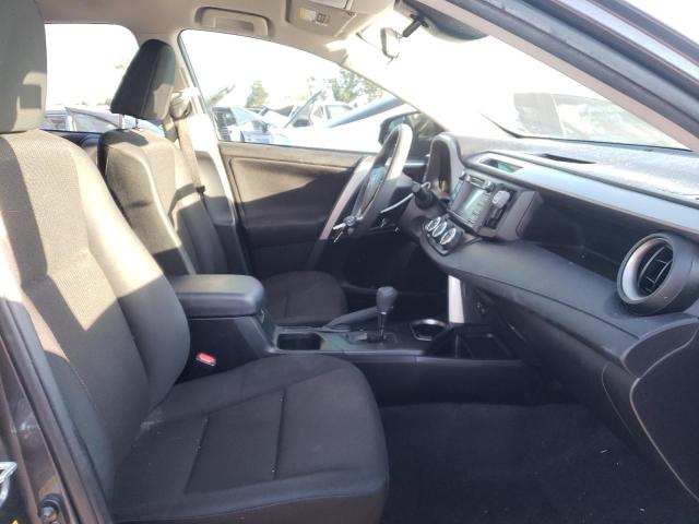Photo 5 from auction – 2017 TOYOTA RAV4 LE with VIN JTMZFREV1HJ137680