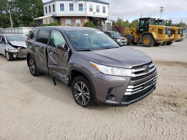 TOYOTA HIGHLANDER 2019 with VIN 5TDBZRFH8KS700395 - Photo from auction