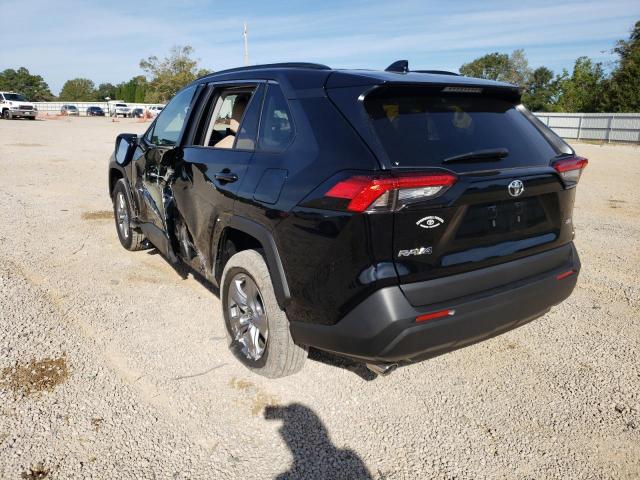 Photo 3 from auction – 2022 TOYOTA RAV4 XLE with VIN 2T3W1RFV9NC181506
