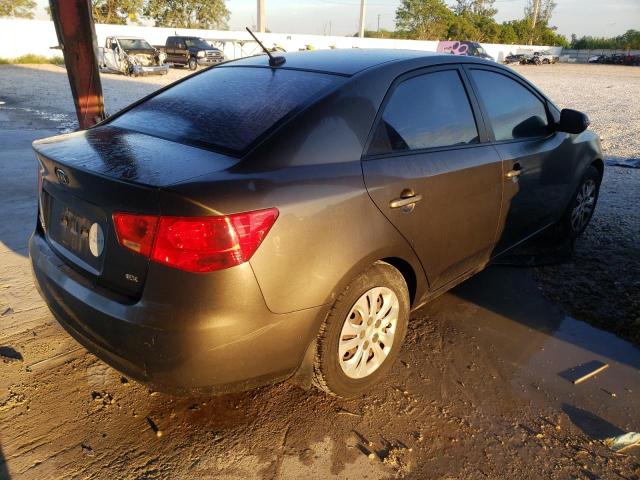 Photo 4 from auction – 2010 KIA FORTE EX with VIN KNAFU4A27A5860677