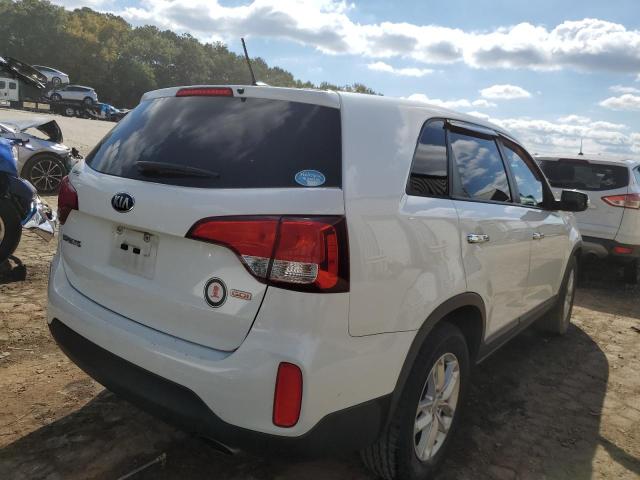Photo 4 from auction – 2015 KIA SORENTO LX with VIN 5XYKT3A67FG644067
