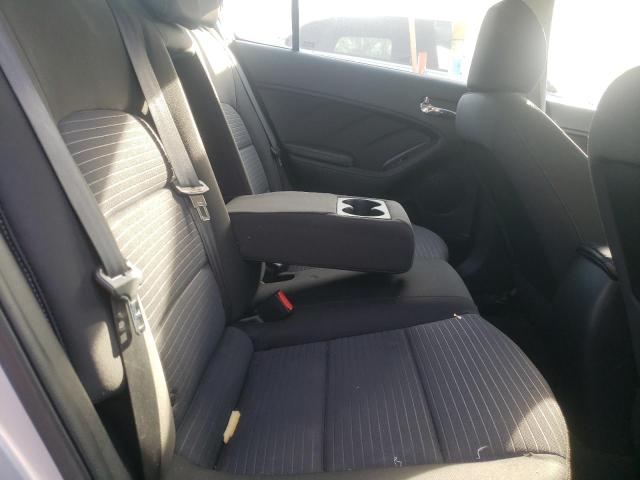 Photo 6 from auction – 2015 KIA FORTE LX with VIN KNAFX4A68F5353689