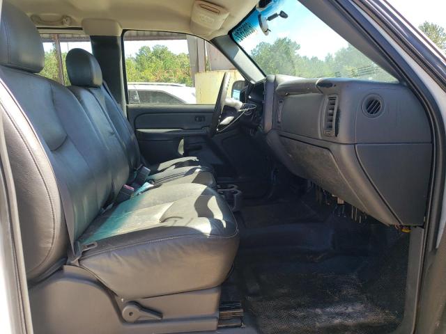 Photo 5 from auction – 2004 CHEVROLET SILVERADO with VIN 1GCHC29U84E290914