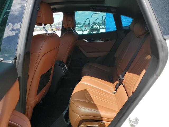 Photo 6 from auction – 2017 MASERATI LEVANTE SP with VIN ZN661XUS7HX217882