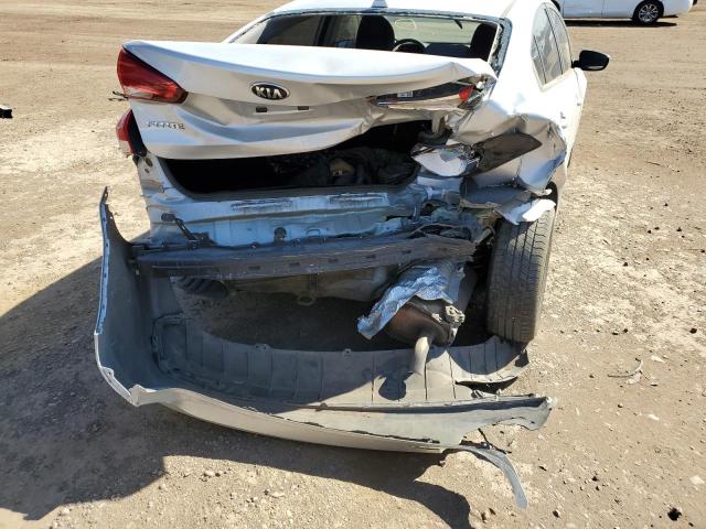 Photo 9 from auction – 2018 KIA FORTE LX with VIN 3KPFL4A7XJE168824